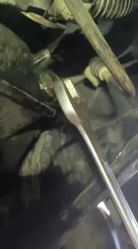 SLIKTS SERVIS, KRĀPŠANA